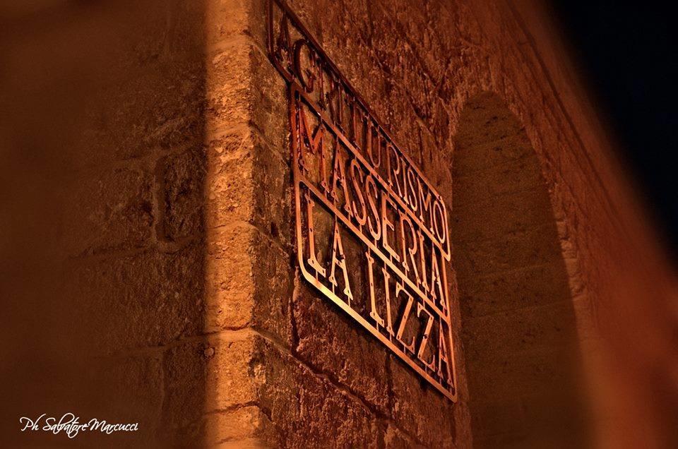 Masseria La Lizza - Ospitalita Rurale เลชเช ภายนอก รูปภาพ